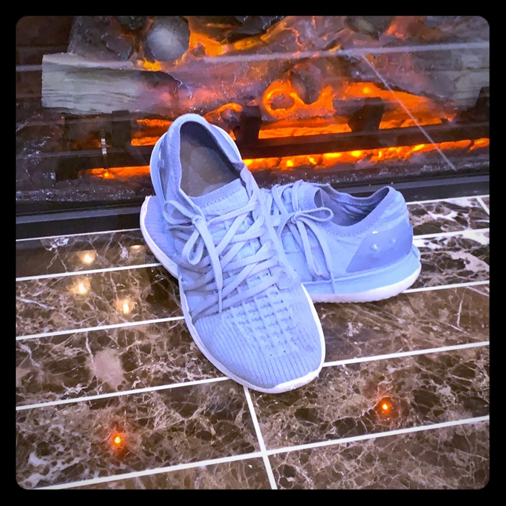 🌈Under Armour woman sneakers, color cobalt blue